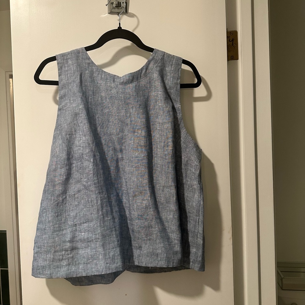 LOFT Chambray Sleeveless Women's Top